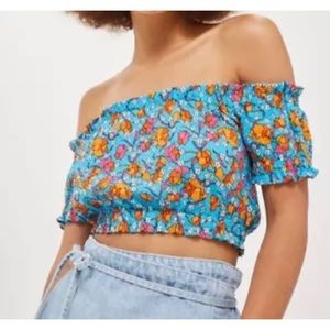 TopShop NWT Shirred Cropped Floral Off Shoulder 10